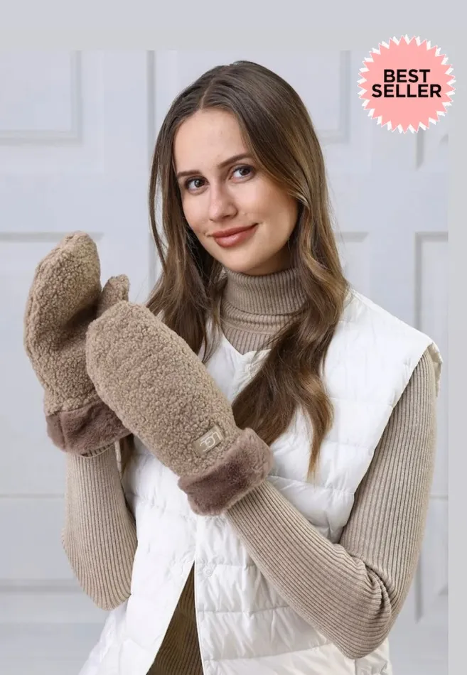 Candlewick Gift Shop Earrings Fleece Mittens