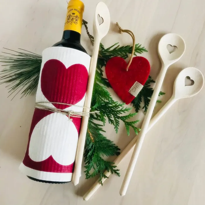 Candlewick Gift Shop Necklaces Wooden Heart Spoon