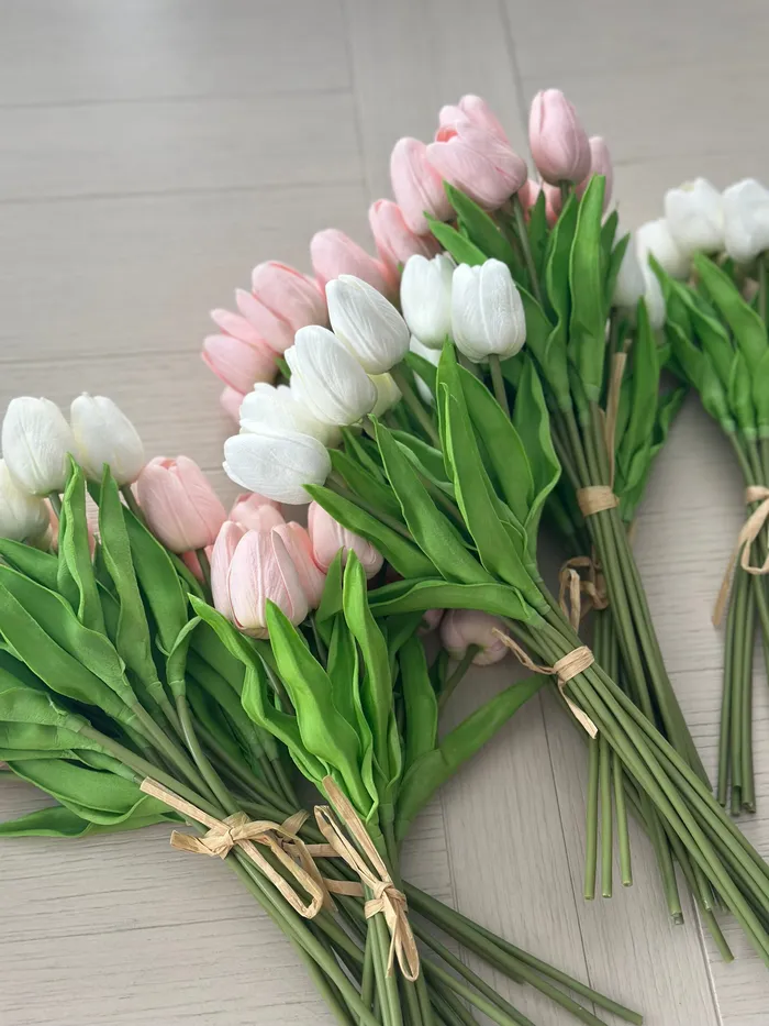Candlewick Gift Shop Real Touch Tulip Bundles Earrings