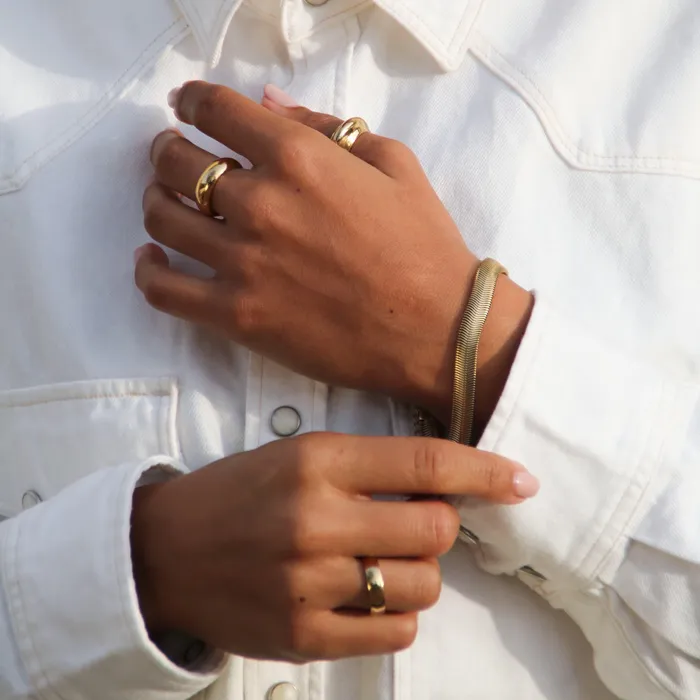Classic Gold Band Biella Vintage Rings