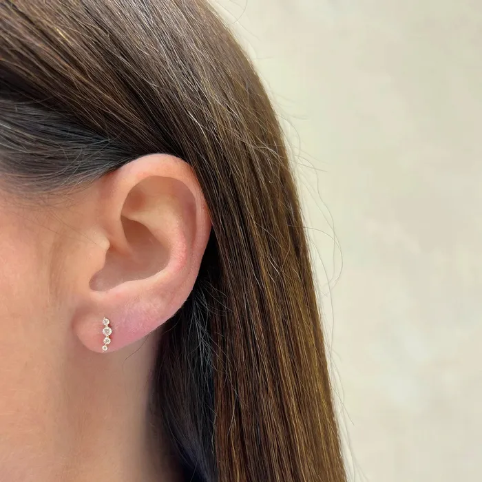 Earrings ef collection Prong Set Diamond Arc Stud Earring