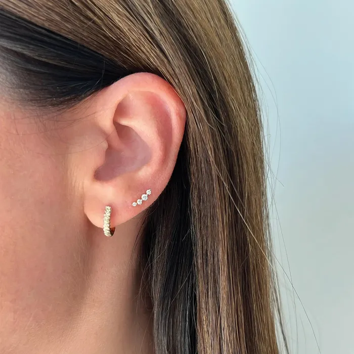 Earrings ef collection Prong Set Diamond Arc Stud Earring