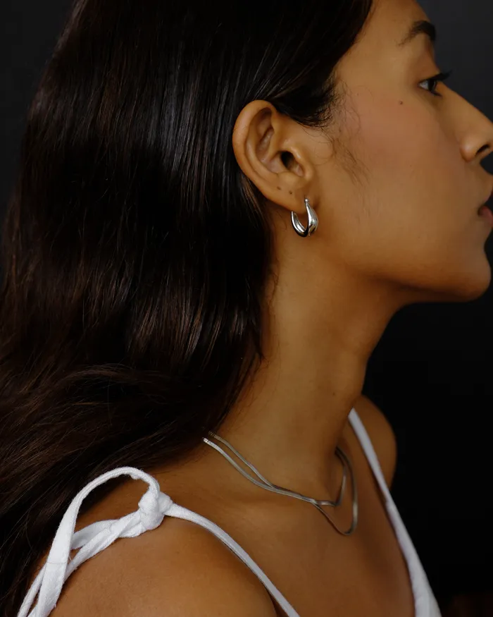Earrings MYJN Herra Mini Curved Hoop Earrings