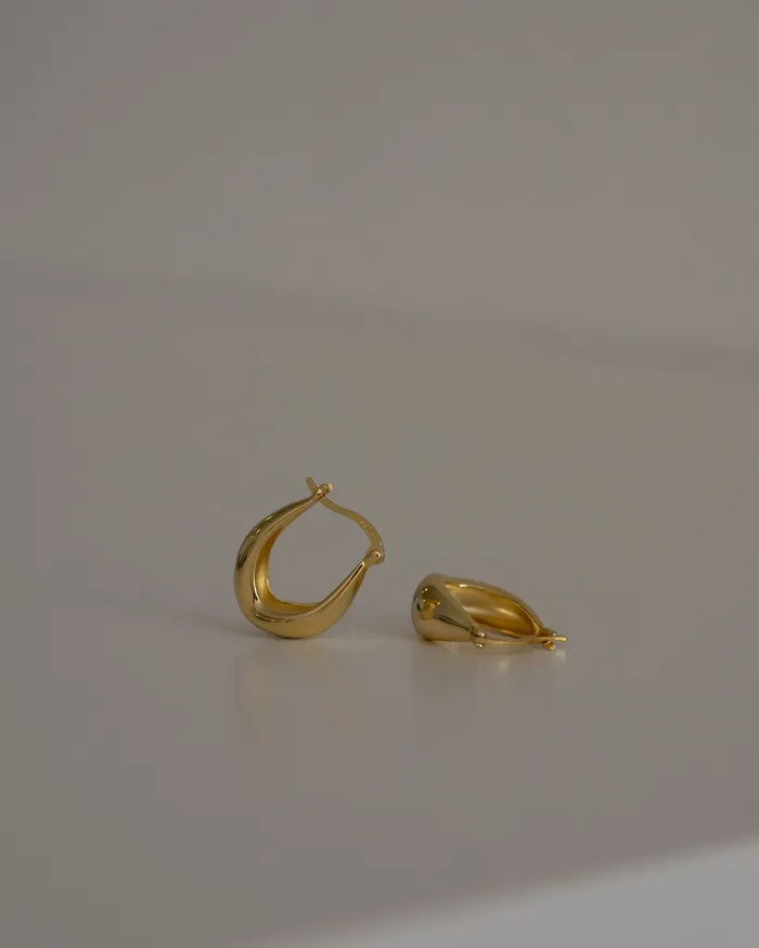 Earrings MYJN Herra Mini Curved Hoop Earrings