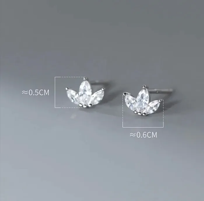 Get Signatured Earrings Stud Leaf Earrings Get Signatured Earrings Stud Leaf Earrings