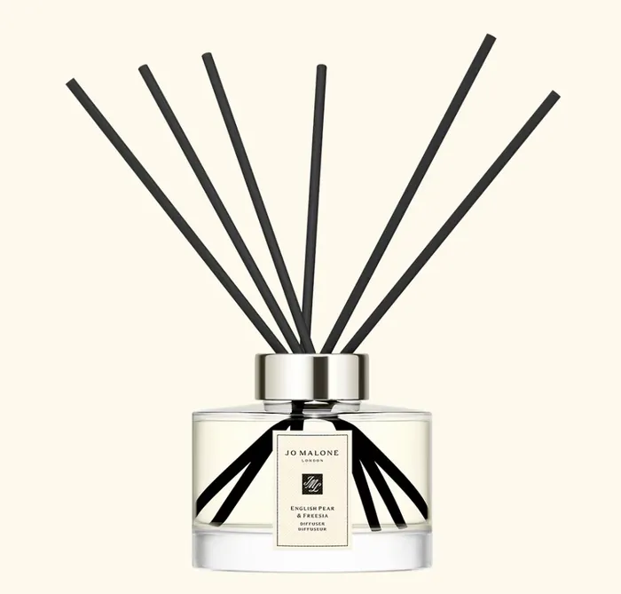 Jo Malone Earrings English Pear Freesia Diffuser