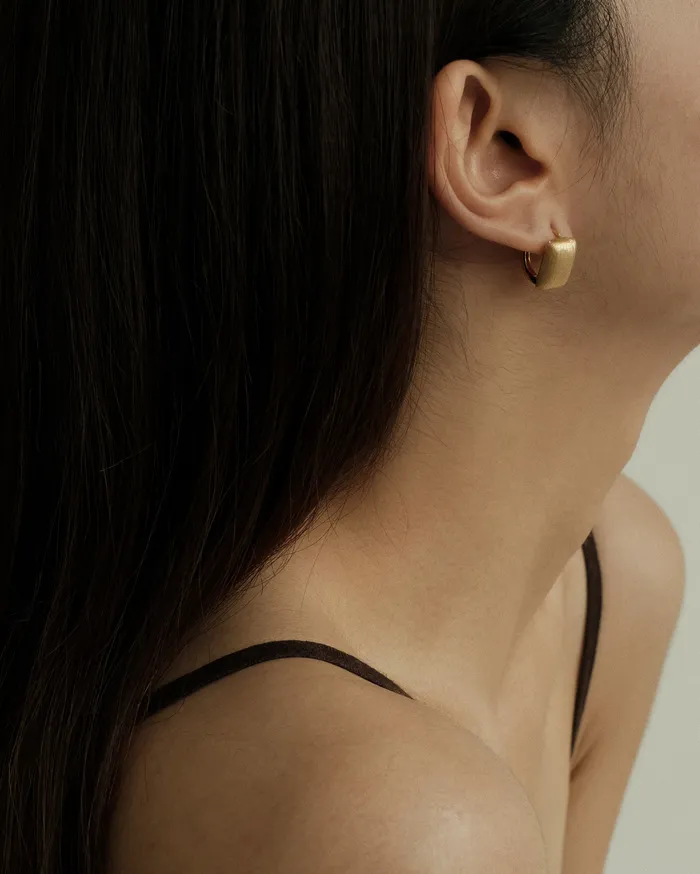 Kei Brushed Ractangle Hoop Earrings MYJN Earrings