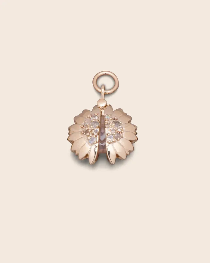 LAltelier Plume Necklaces Sunflower Pendant