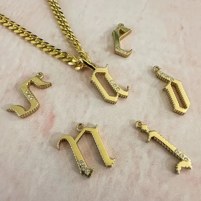 Lingua Necklaces Gothic Initial
