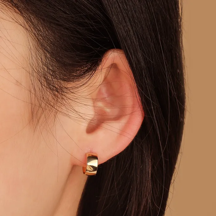 LOUISE Wide Huggie Hoops AURELIE GI Earrings