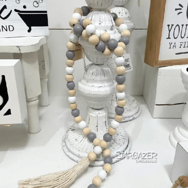 Necklaces Grey White Natural Beaded Garland Stargazer