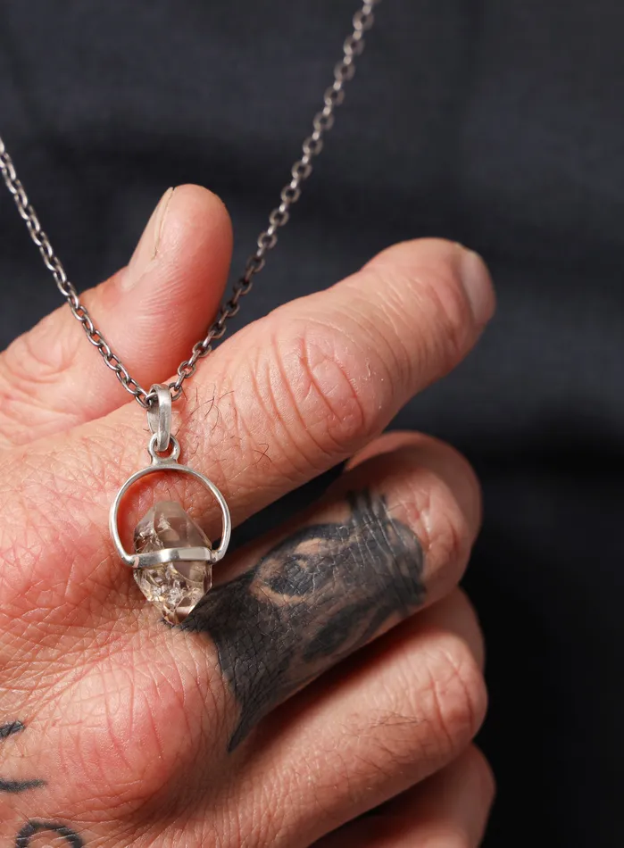 Necklaces One of a Kind Herkimer Diamond Pendant on 925 Oxidized Sterling Silver Chain WE ARE ALL SMITH Mens Jewelry Clothing Necklaces One of a Kind Herkimer Diamond Pendant on 925 Oxidized Sterling Silver Chain WE ARE ALL SMITH Mens Jewelry Clothing