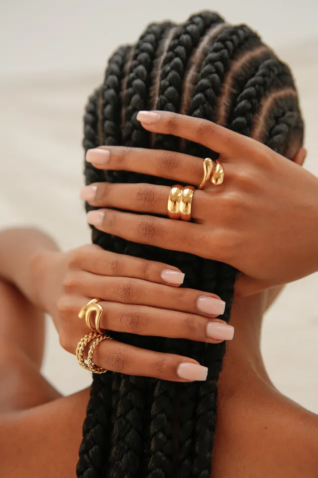 THE ALORA RING Ayele Rings