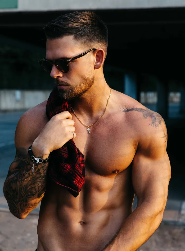 WE ARE ALL SMITH Mens Jewelry Clothing Necklaces Small Cuban Chain Gold Stainless Steel Cross Necklace