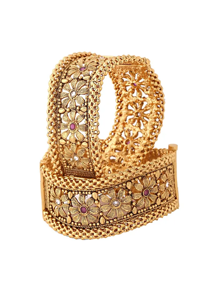 Yellow Chimes Necklaces Yellow Chimes Bangles for Women Gold Toned Kundan and Red Pearl Studded Floral Designed Bangles for Women and Girls Yellow Chimes Necklaces Yellow Chimes Bangles for Women Gold Toned Kundan and Red Pearl Studded Floral Designed Bangles for Women and Girls