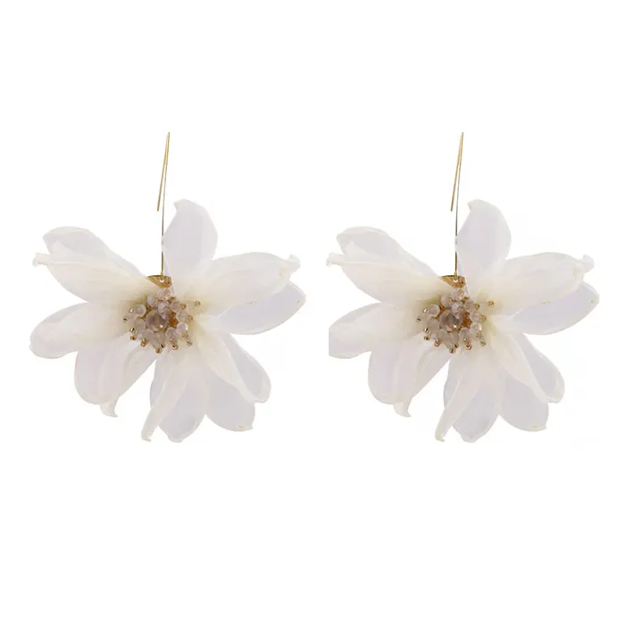 Yellow Chimes Necklaces Yellow Chimes Earrings For Women White Floral Drop chic Earrings For Women and Girls Yellow Chimes Necklaces Yellow Chimes Earrings For Women White Floral Drop chic Earrings For Women and Girls