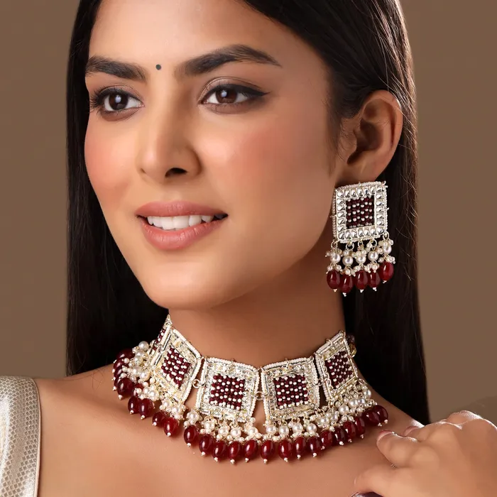Yellow Chimes Necklaces Yellow Chimes Jewellery Set for Women and Girls Kundan Necklace Set Gold Plated Maroon Beads Drop Kundan Choker Necklace Set Birthday Gift for girls and women Anniversary Gift for Wife