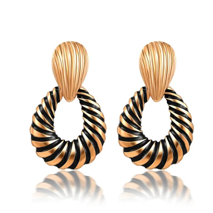 Yellow Chimes Necklaces Yellow Chimes Western Style Teardrop Shaped Gold Plated Wonderful Black Drop Earrings For Women And Girls Yellow Chimes Necklaces Yellow Chimes Western Style Teardrop Shaped Gold Plated Wonderful Black Drop Earrings For Women And Girls