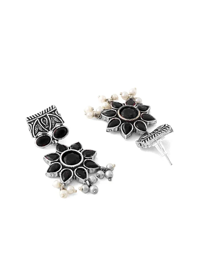 Yellow Chimes Oxidised Silver Jewellary Set for Women Ethnic Black Stone Studed Choker Necklace Set for Women And Girls Yellow Chimes Necklaces
