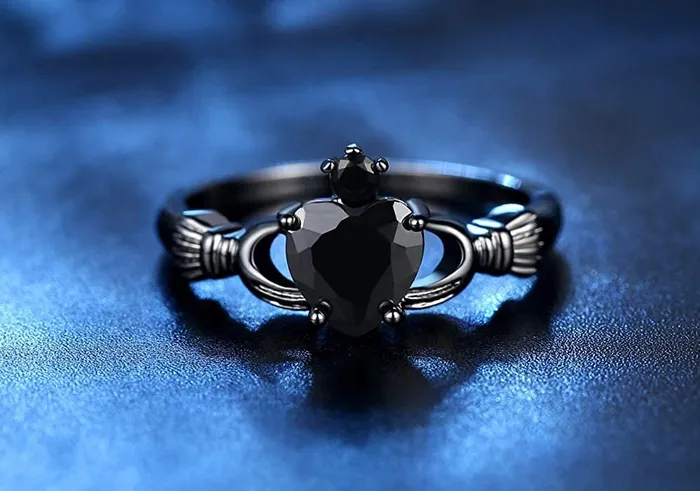 Yellow Chimes Rings for Women Elegant Black Gun Plating Crystal Black Stoned Cut Heart Ring for Women Girls Size US 8 Yellow Chimes Rings
