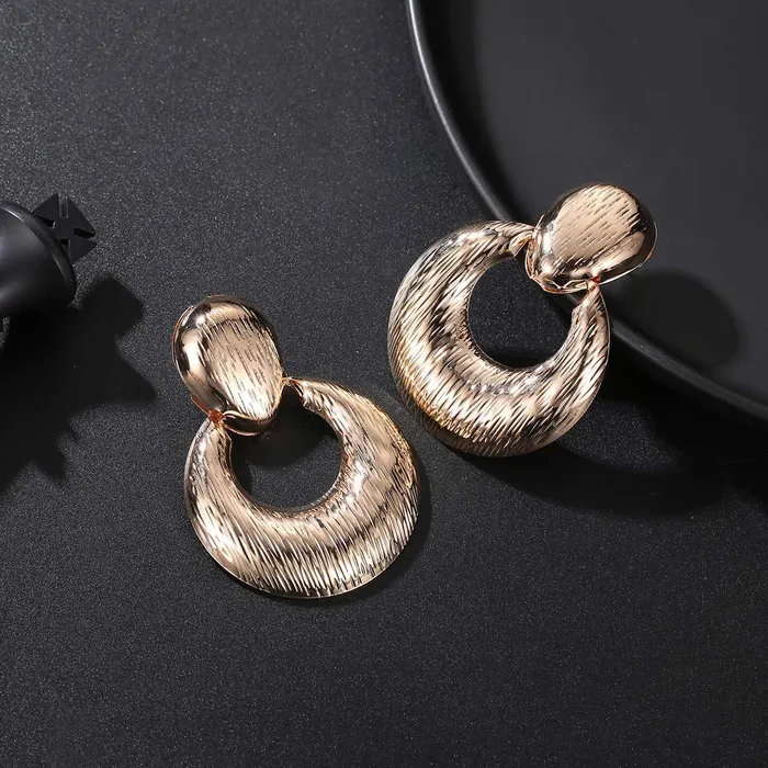 Yellow Chimes Western Style Geometric Shaped Gold Plated Circle Drop Earrings For Women And Girls Yellow Chimes Bracelets
