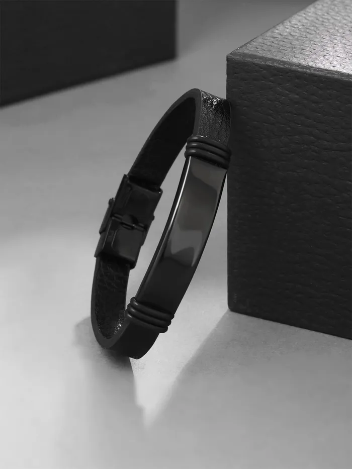 Yellow Chimes Yellow Chimes Bracelets for Men and Boys Black Leather Bracelet for Men European Hot Retro Style Leather Band Bracelets for Men Birthday Gift for Men and Boys Anniversary Gift for Husband Earrings