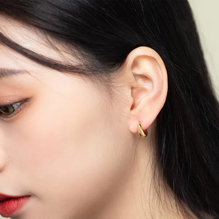 Yellow Chimes Yellow Chimes Hoop Earrings for Women Fashion Golden Hoops Earrings Gold Plated Huggie Hoop Bali Earrings for Girls Birthday Gift for Girls Women Anniversary Gift for Wife Earrings
