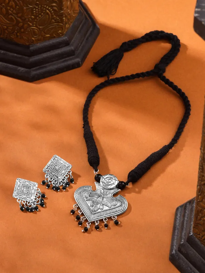 Yellow Chimes Yellow Chimes Oxidised Silver Jewellery Set For Women Silver Oxidised Plated Necklace Set Eternal Classics Ethnic Traditional Long Jewellery Sets Birthday Anniversary Gift for Women Wife Necklaces