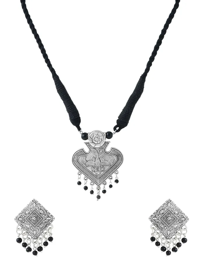 Yellow Chimes Yellow Chimes Oxidised Silver Jewellery Set For Women Silver Oxidised Plated Necklace Set Eternal Classics Ethnic Traditional Long Jewellery Sets Birthday Anniversary Gift for Women Wife Necklaces