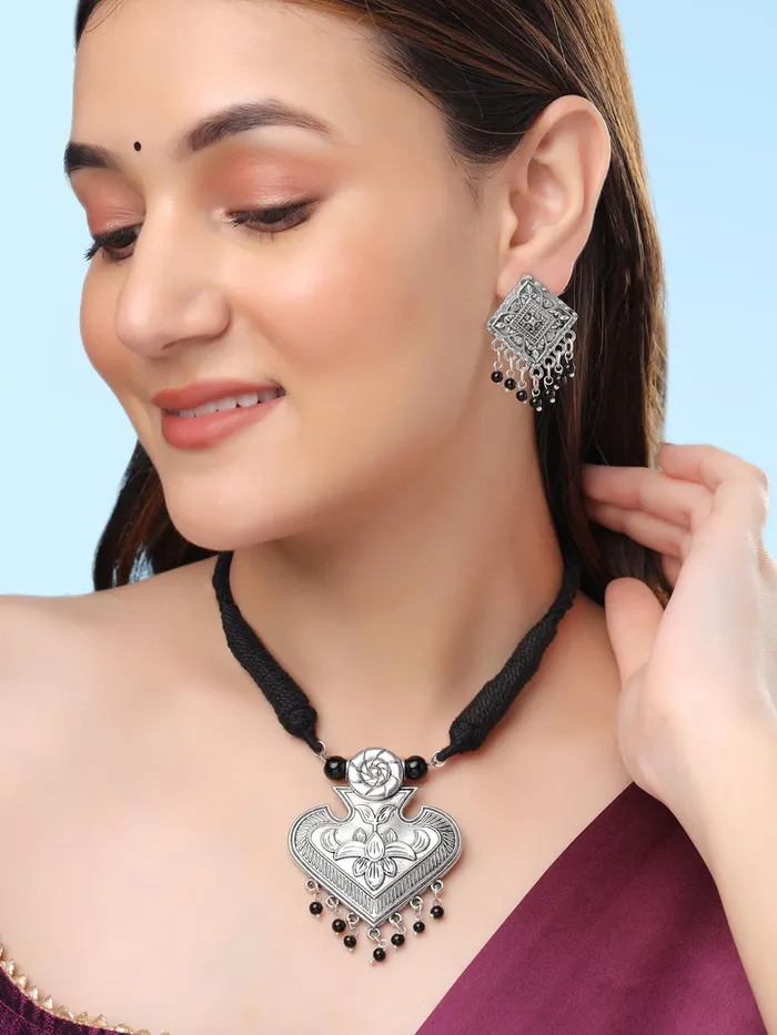 Yellow Chimes Yellow Chimes Oxidised Silver Jewellery Set For Women Silver Oxidised Plated Necklace Set Eternal Classics Ethnic Traditional Long Jewellery Sets Birthday Anniversary Gift for Women Wife Necklaces